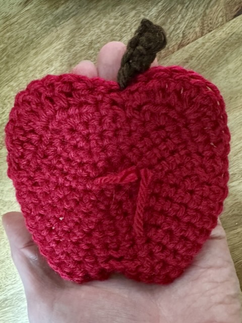 completed apple base with stem
